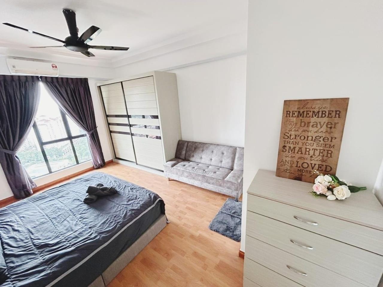 Apartemen Platino Up To 10 Pax, Few Steps To Paradigm And Escape Jb *